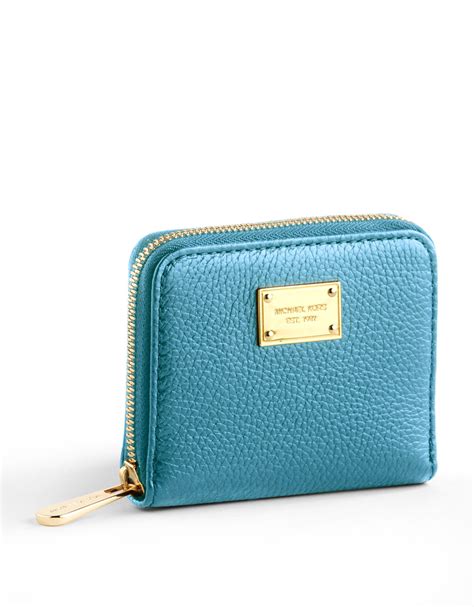 michael michael kors small zip around leather wallet|Michael Kors jet set wallet.